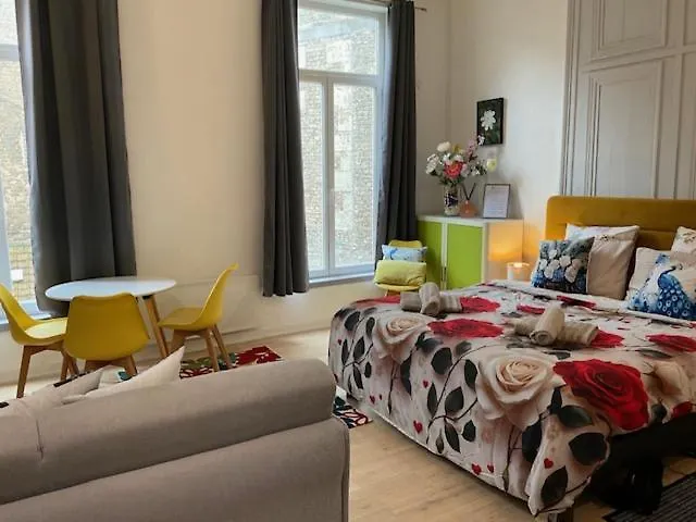 Cosy Bora Bora-Confort Pour 4 Personnes A Amiens Apartamento